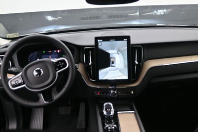 2026 Volvo XC60 Plug-In Hybrid T8 Plus