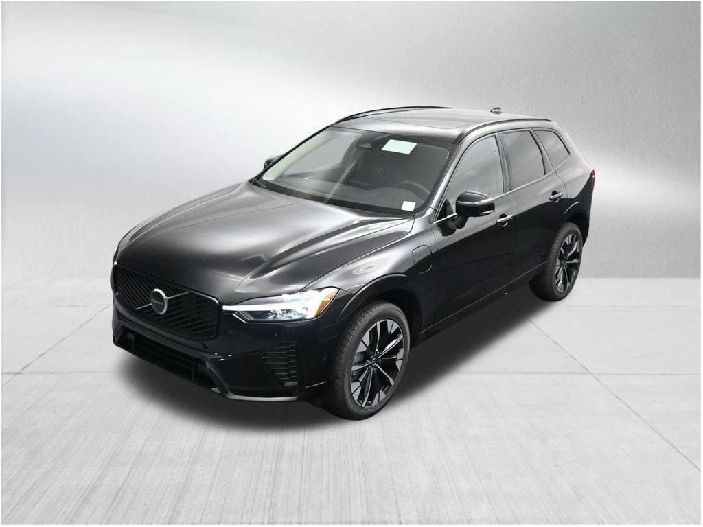 2026 Volvo XC60 Plug-In Hybrid T8 Plus