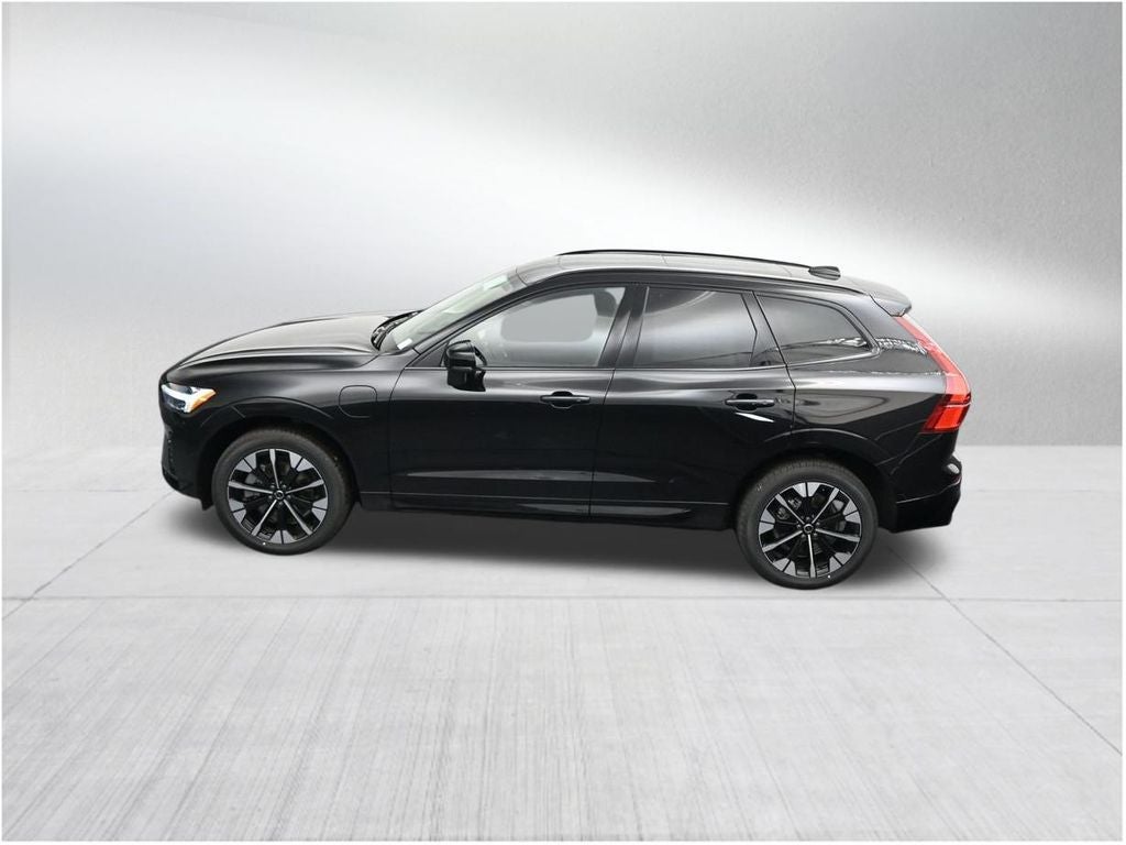 2026 Volvo XC60 Plug-In Hybrid T8 Plus