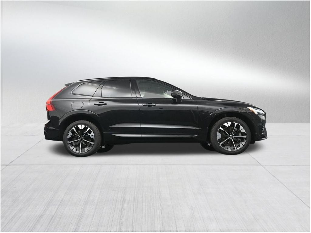 2026 Volvo XC60 Plug-In Hybrid T8 Plus