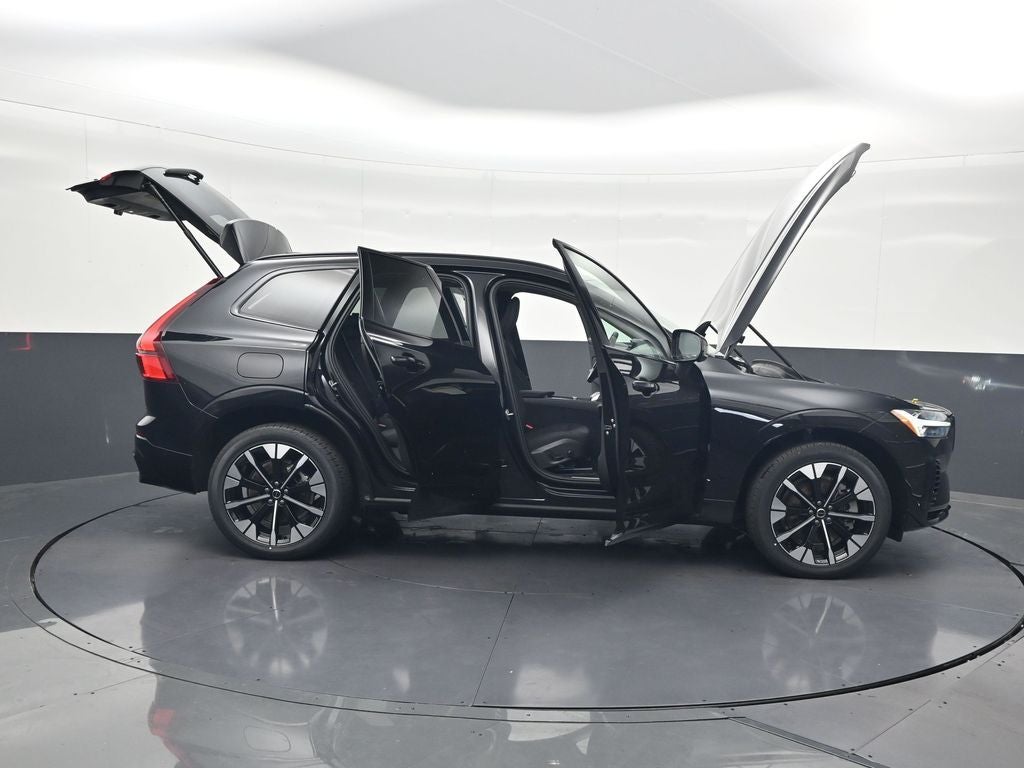 2026 Volvo XC60 Plug-In Hybrid T8 Plus