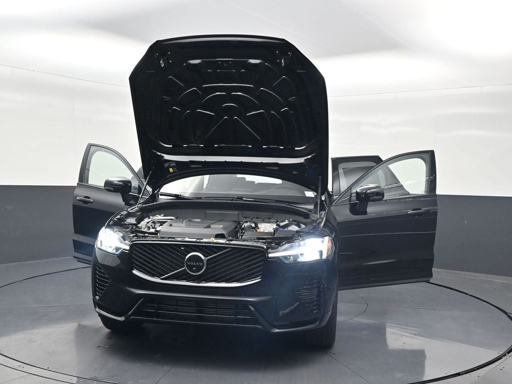 2026 Volvo XC60 Plug-In Hybrid T8 Plus