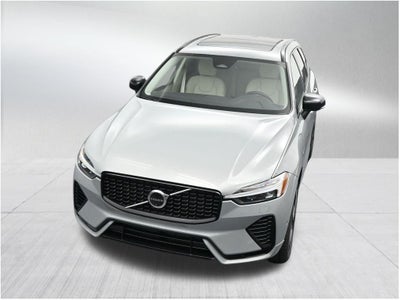 2025 Volvo XC60 Plug-In Hybrid T8 Plus