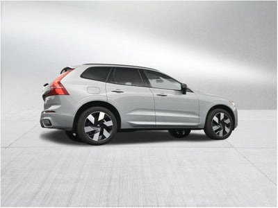 2025 Volvo XC60 Plug-In Hybrid T8 Plus