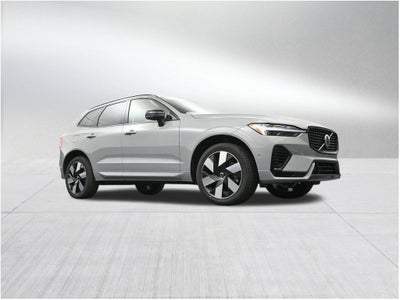 2025 Volvo XC60 Plug-In Hybrid T8 Plus