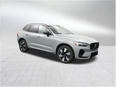 2025 Volvo XC60 Plug-In Hybrid T8 Plus