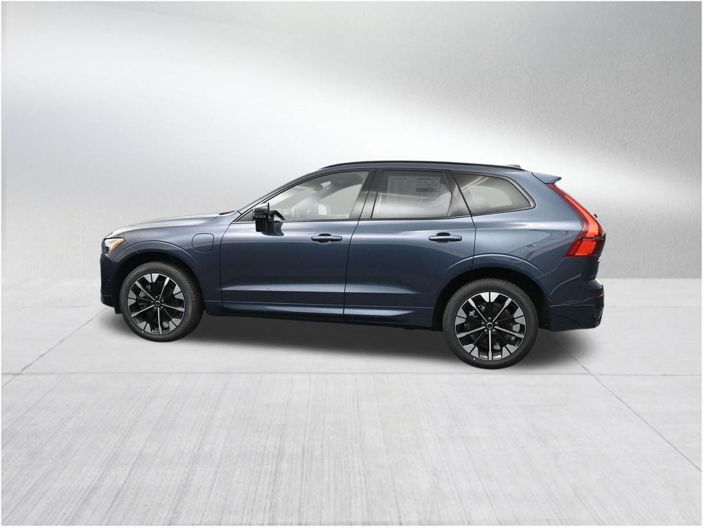2026 Volvo XC60 Plug-In Hybrid T8 Plus