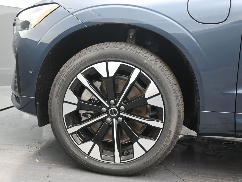2026 Volvo XC60 Plug-In Hybrid T8 Plus