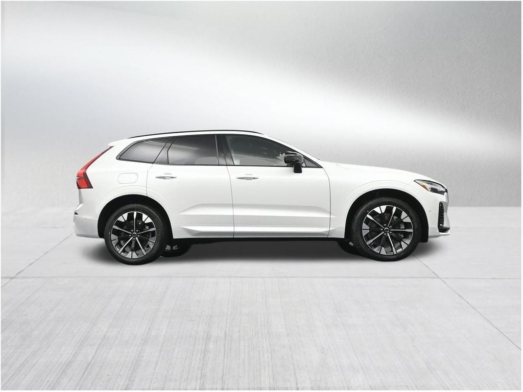 2026 Volvo XC60 Plug-In Hybrid T8 Plus