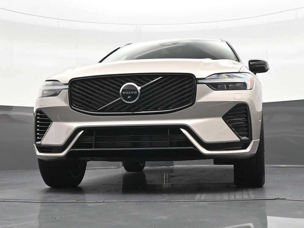 2026 Volvo XC60 Plug-In Hybrid T8 Plus