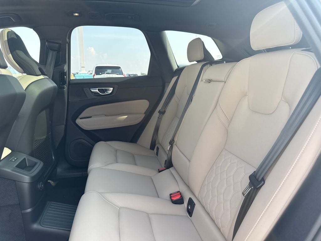 2026 Volvo XC60 Plug-In Hybrid T8 Plus