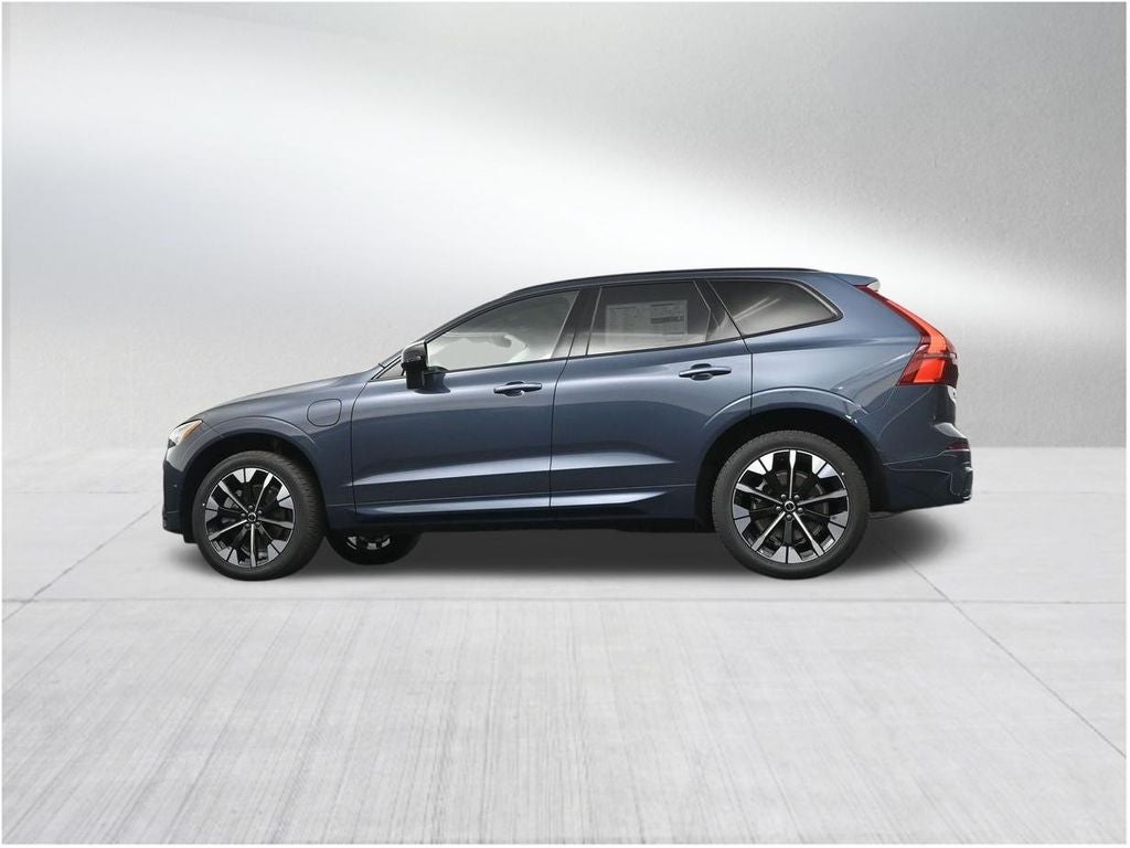 2026 Volvo XC60 Plug-In Hybrid T8 Plus