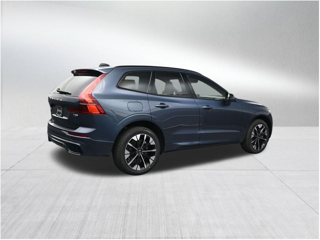 2026 Volvo XC60 Plug-In Hybrid T8 Plus