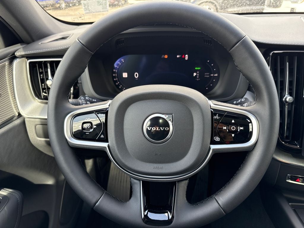 2026 Volvo XC60 Plug-In Hybrid T8 Ultra Black Edition