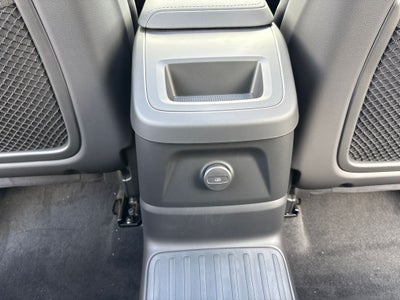2026 Volvo XC60 Plug-In Hybrid T8 Ultra Black Edition