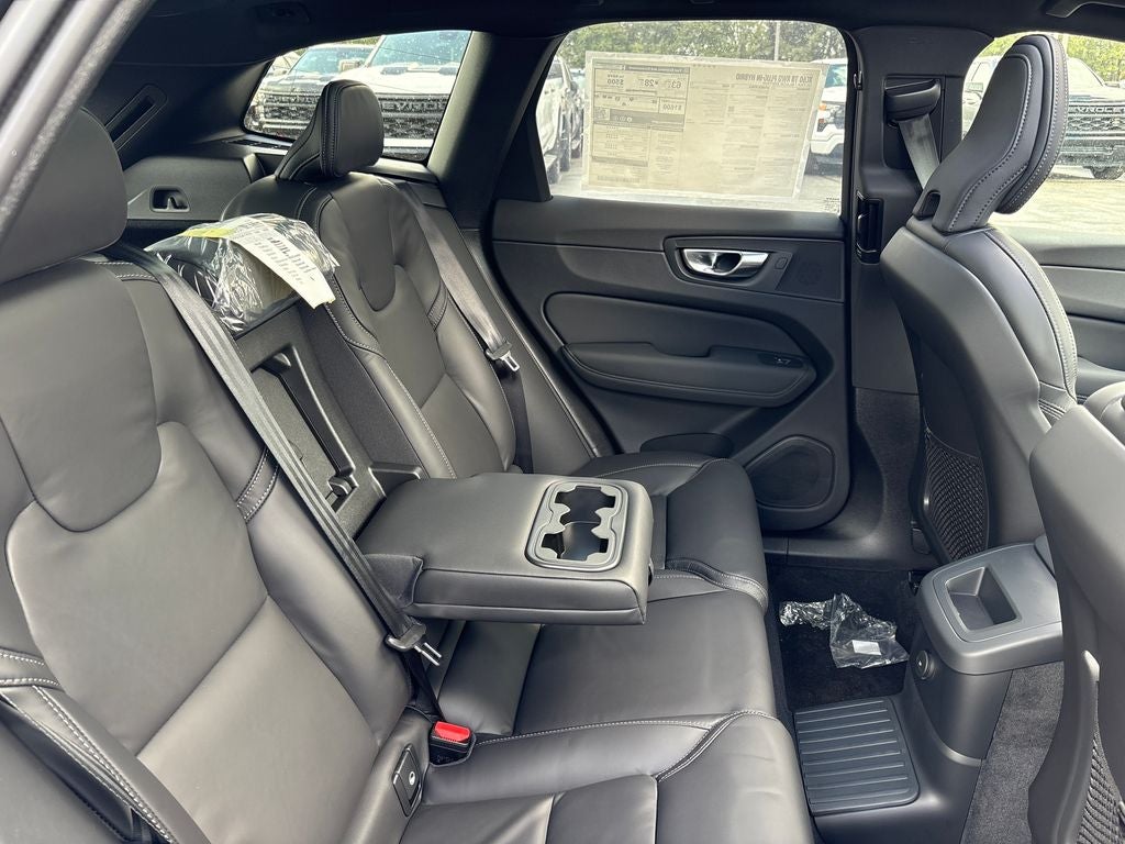2026 Volvo XC60 Plug-In Hybrid T8 Ultra Black Edition