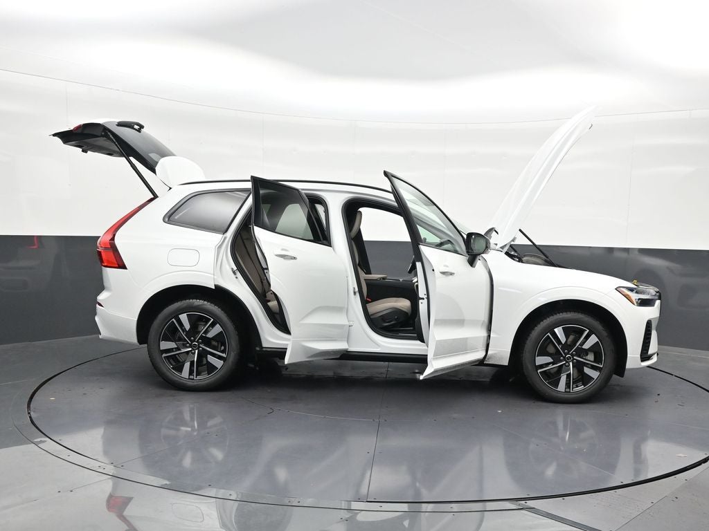 2026 Volvo XC60 Plug-In Hybrid T8 Core