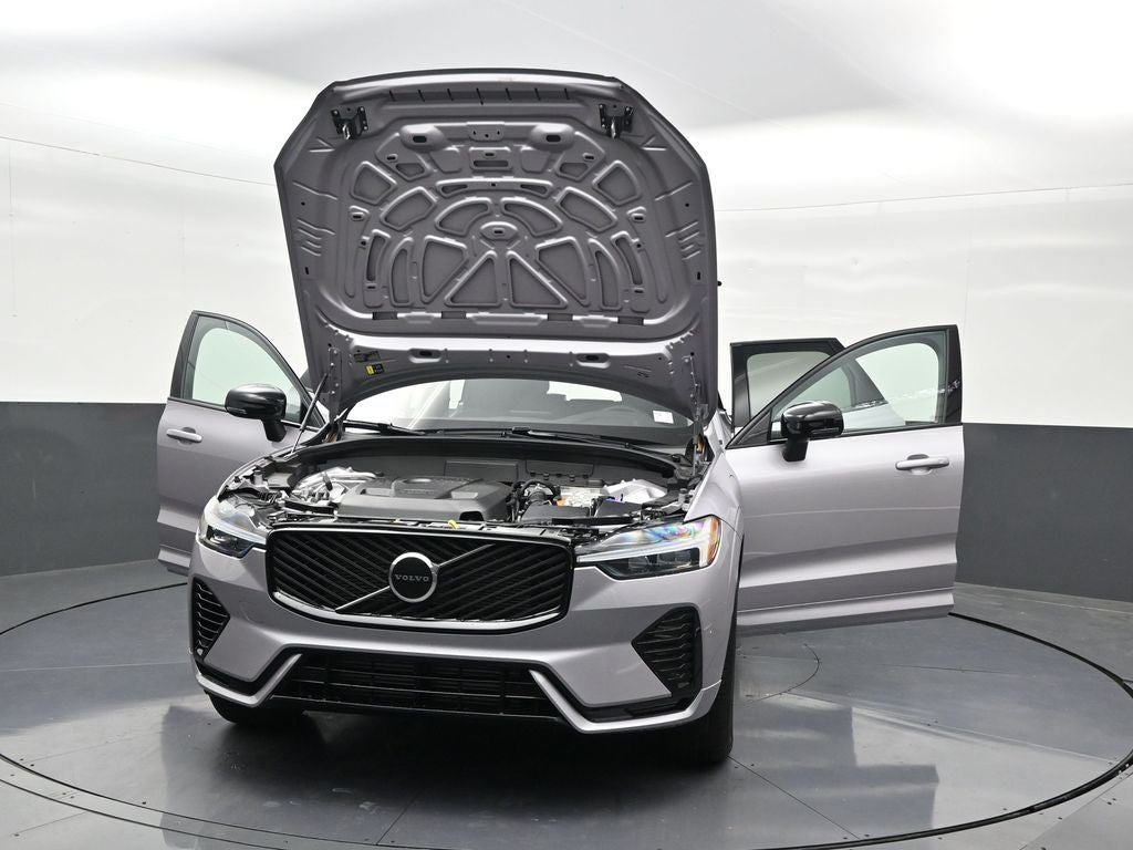 2026 Volvo XC60 Plug-In Hybrid T8 Core