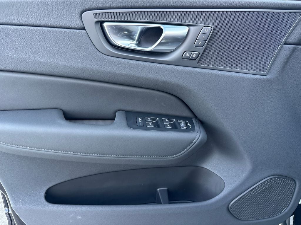 2026 Volvo XC60 Plug-In Hybrid T8 Core