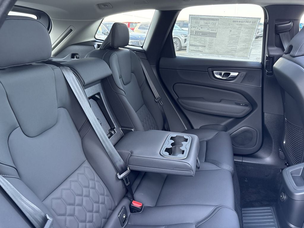 2026 Volvo XC60 Plug-In Hybrid T8 Core