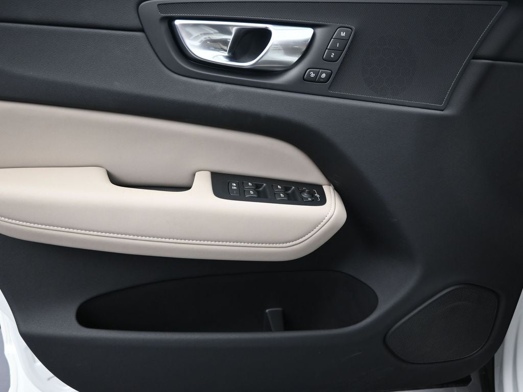 2026 Volvo XC60 Plug-In Hybrid T8 Core