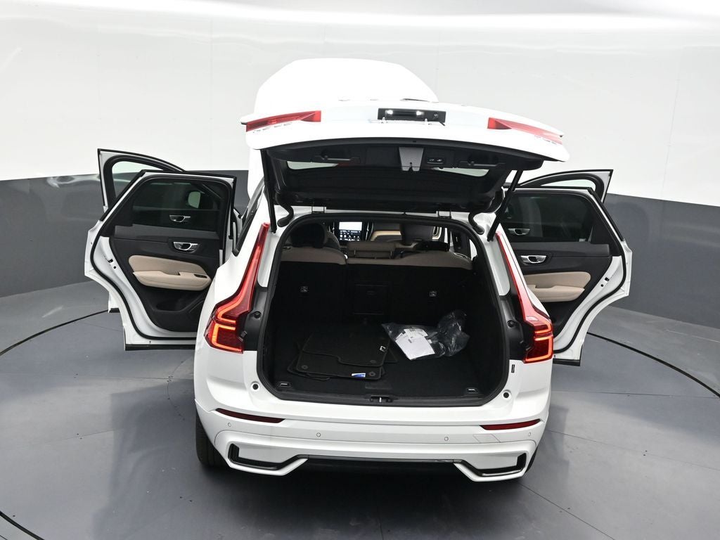 2026 Volvo XC60 Plug-In Hybrid T8 Core