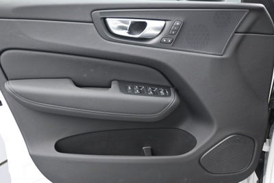 2026 Volvo XC60 Plug-In Hybrid T8 Core