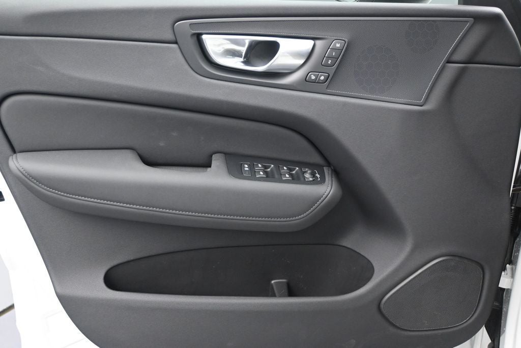 2026 Volvo XC60 Plug-In Hybrid T8 Core