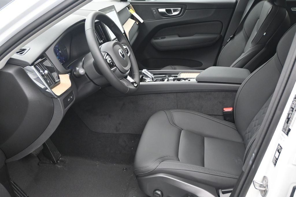 2026 Volvo XC60 Plug-In Hybrid T8 Core