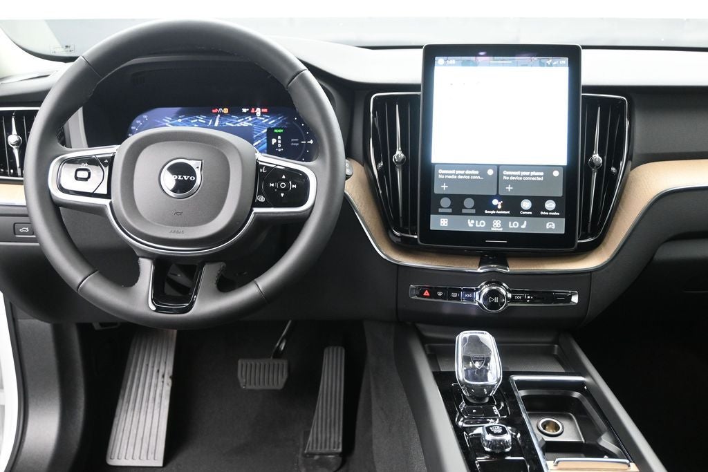 2026 Volvo XC60 Plug-In Hybrid T8 Core