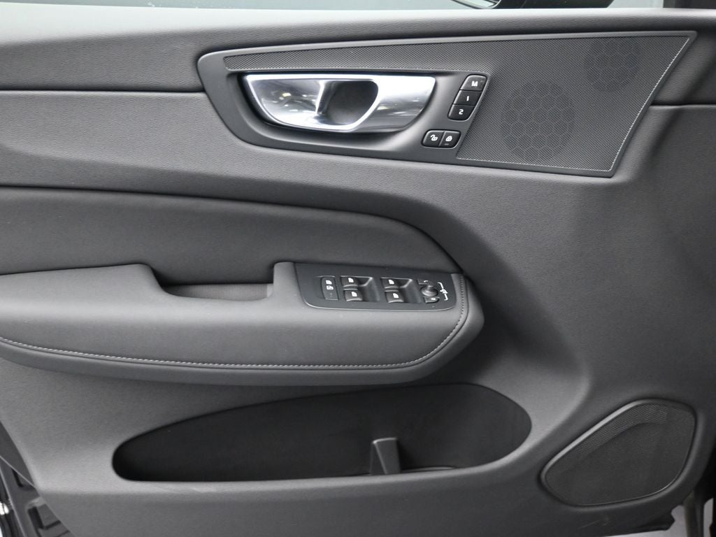 2026 Volvo XC60 Plug-In Hybrid T8 Core