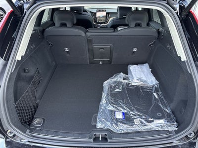 2026 Volvo XC60 Plug-In Hybrid T8 Core