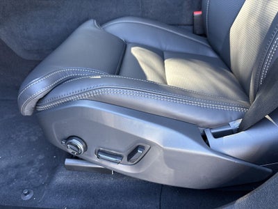 2026 Volvo XC60 Plug-In Hybrid T8 Ultra