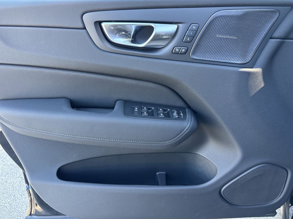 2026 Volvo XC60 Plug-In Hybrid T8 Ultra