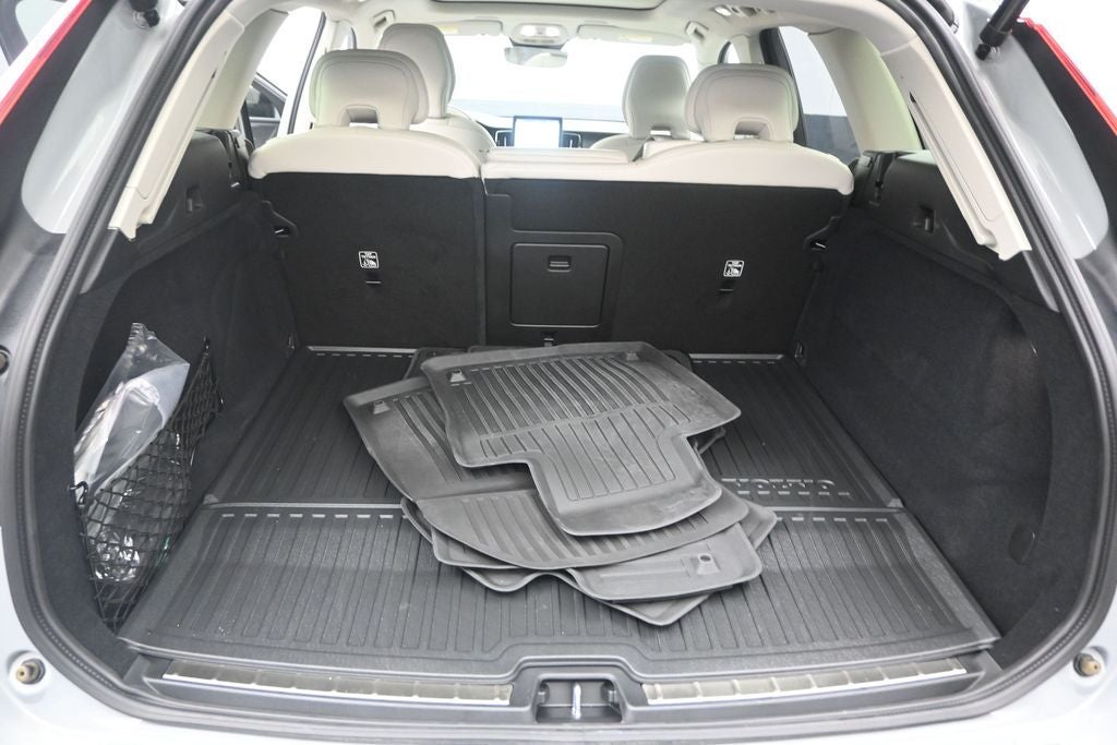2026 Volvo XC60 Plug-In Hybrid T8 Ultra