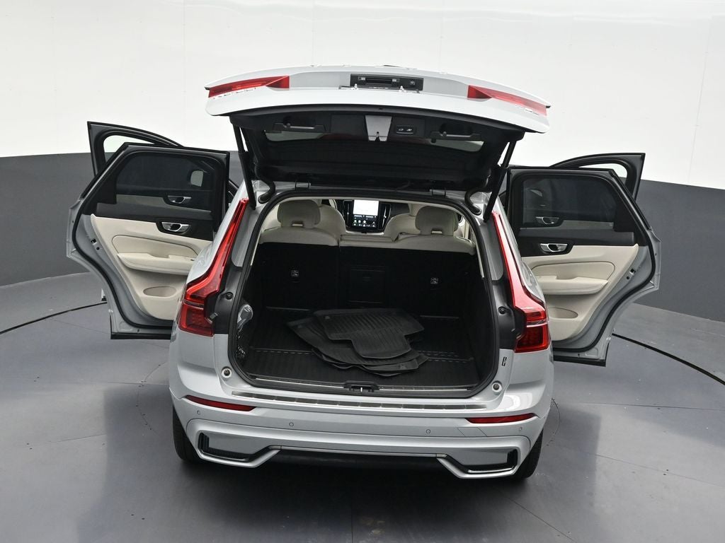 2026 Volvo XC60 Plug-In Hybrid T8 Ultra