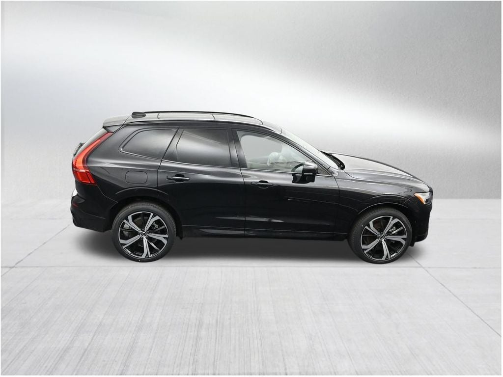 2025 Volvo XC60 Plug-In Hybrid T8 Ultra