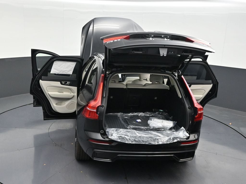 2025 Volvo XC60 Plug-In Hybrid T8 Ultra