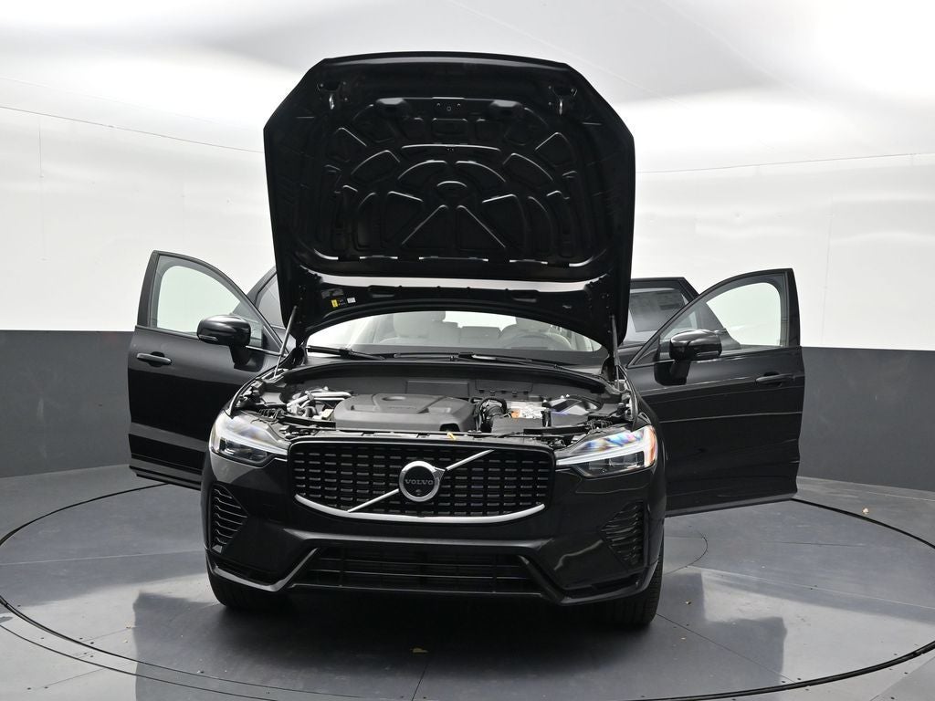 2025 Volvo XC60 Plug-In Hybrid T8 Ultra