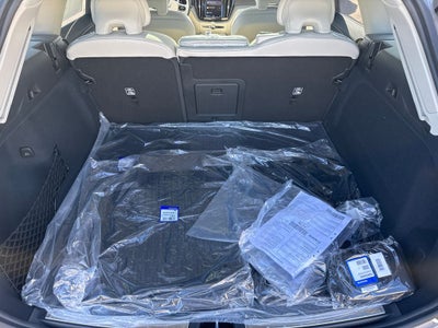 2025 Volvo XC60 Plug-In Hybrid T8 Ultra