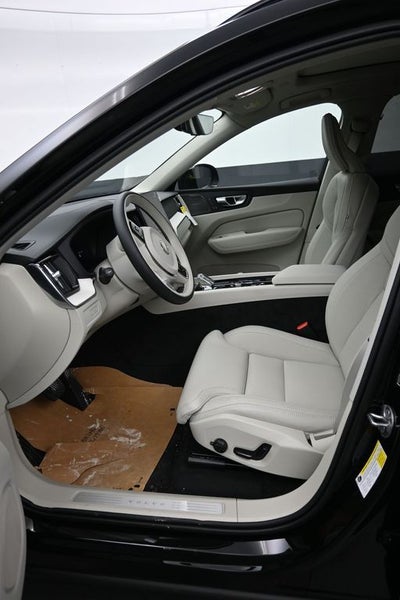 2026 Volvo XC60 Plug-In Hybrid T8 Ultra