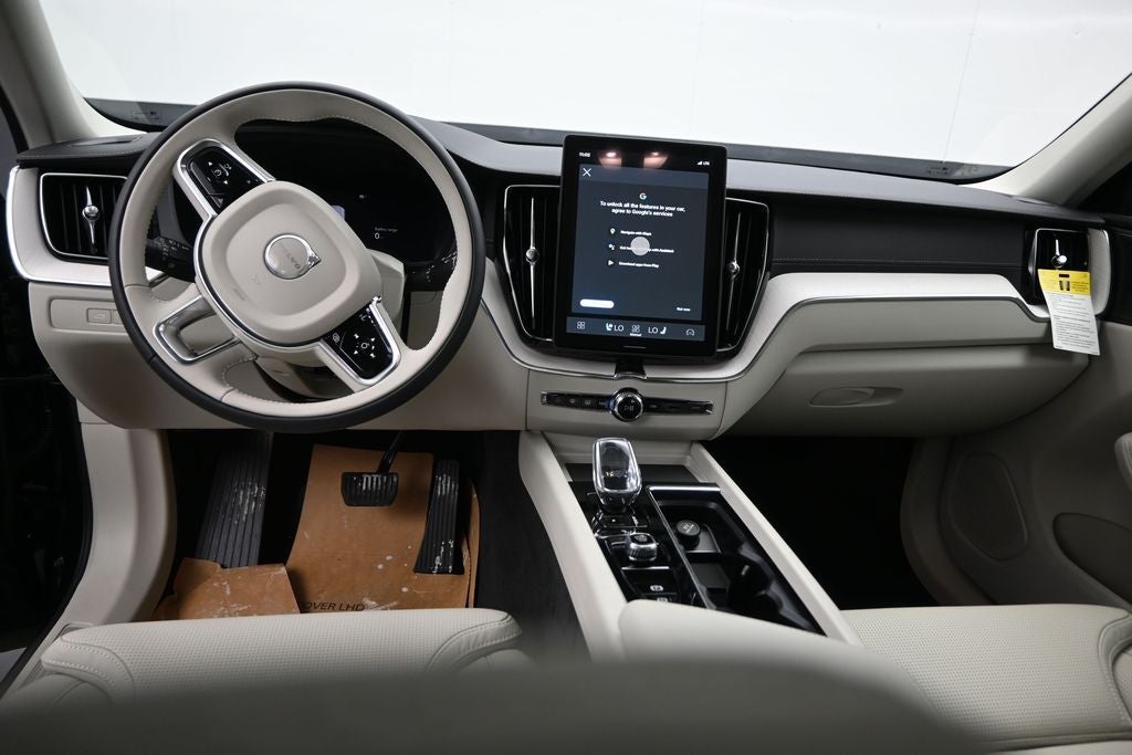 2026 Volvo XC60 Plug-In Hybrid T8 Ultra