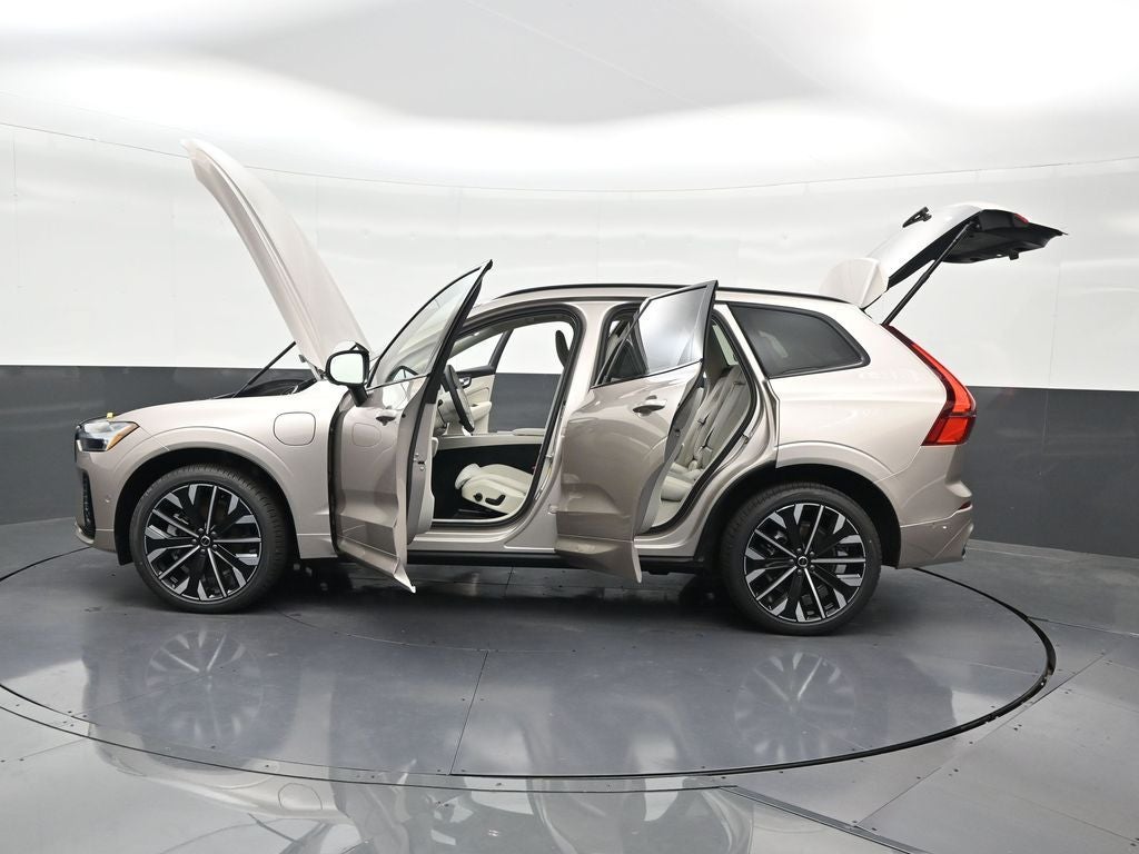 2026 Volvo XC60 Plug-In Hybrid T8 Ultra