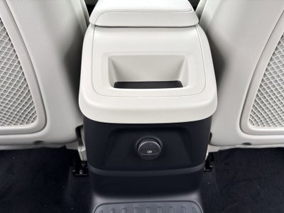 2026 Volvo XC60 Plug-In Hybrid T8 Ultra