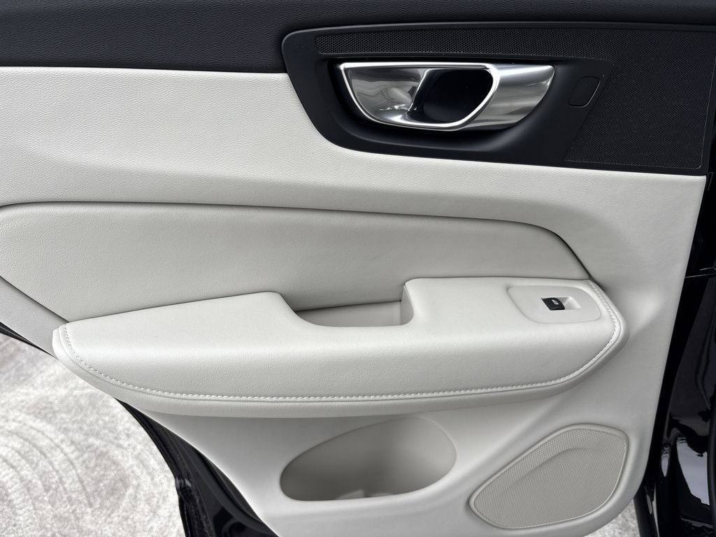 2026 Volvo XC60 Plug-In Hybrid T8 Ultra