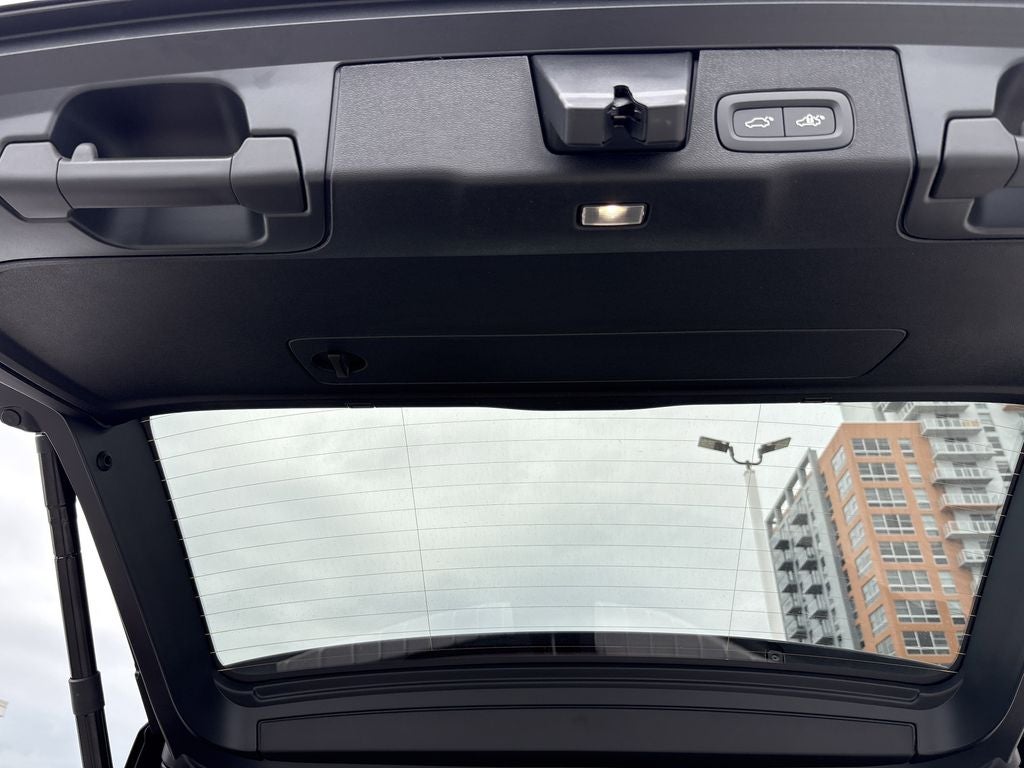 2026 Volvo XC60 Plug-In Hybrid T8 Ultra