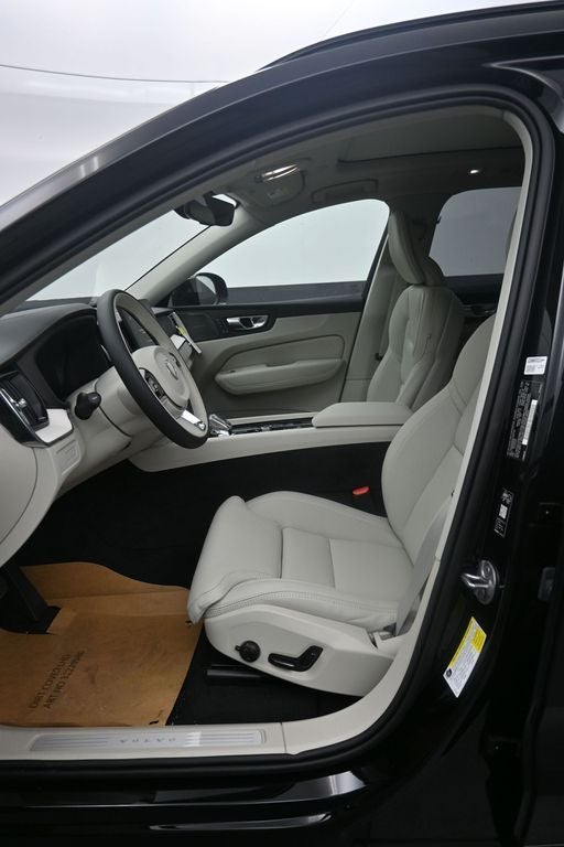 2026 Volvo XC60 Plug-In Hybrid T8 Ultra