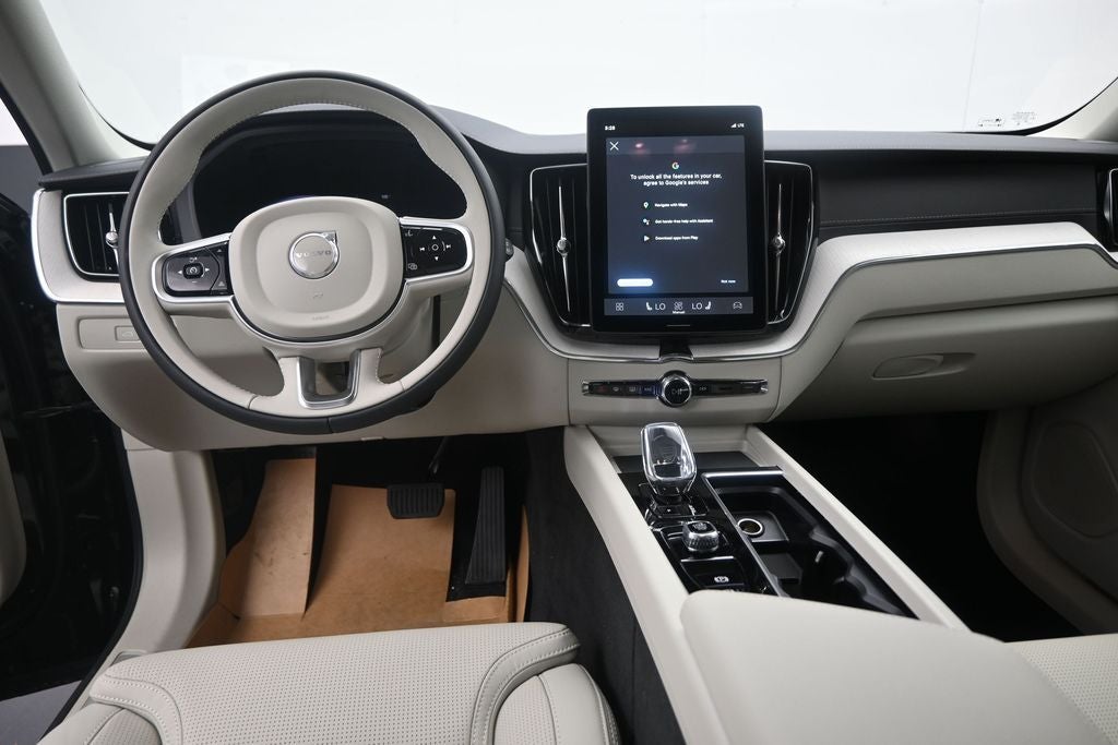 2026 Volvo XC60 Plug-In Hybrid T8 Ultra
