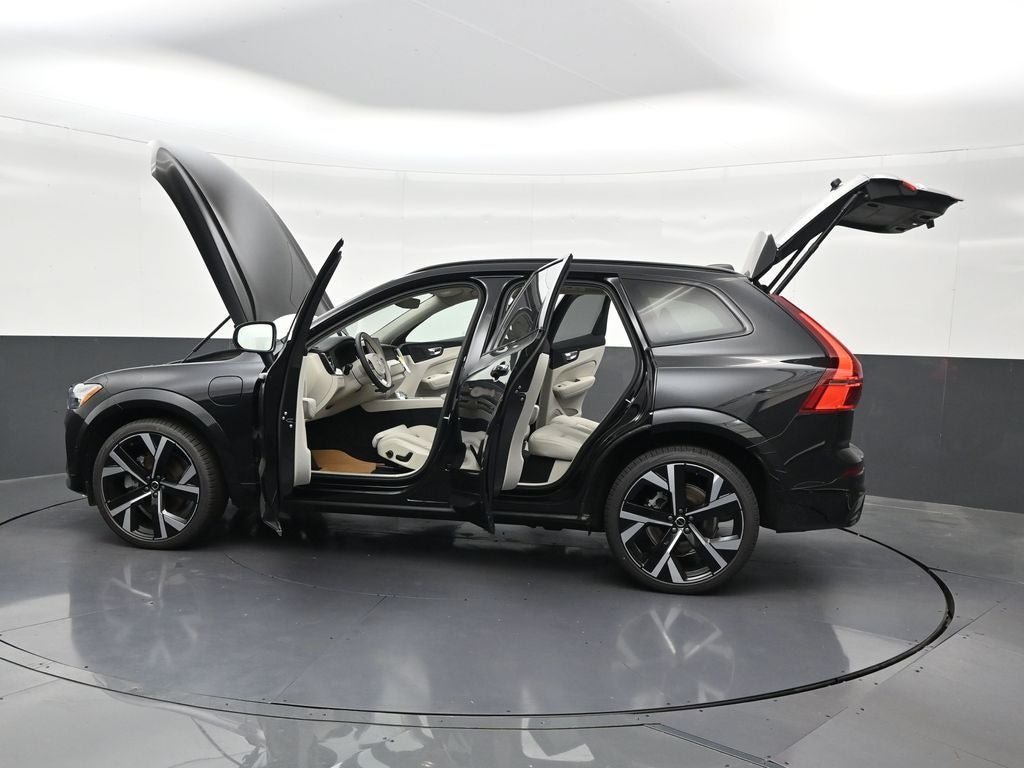 2026 Volvo XC60 Plug-In Hybrid T8 Ultra