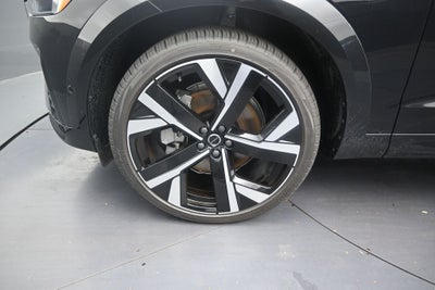 2026 Volvo XC60 Plug-In Hybrid T8 Ultra
